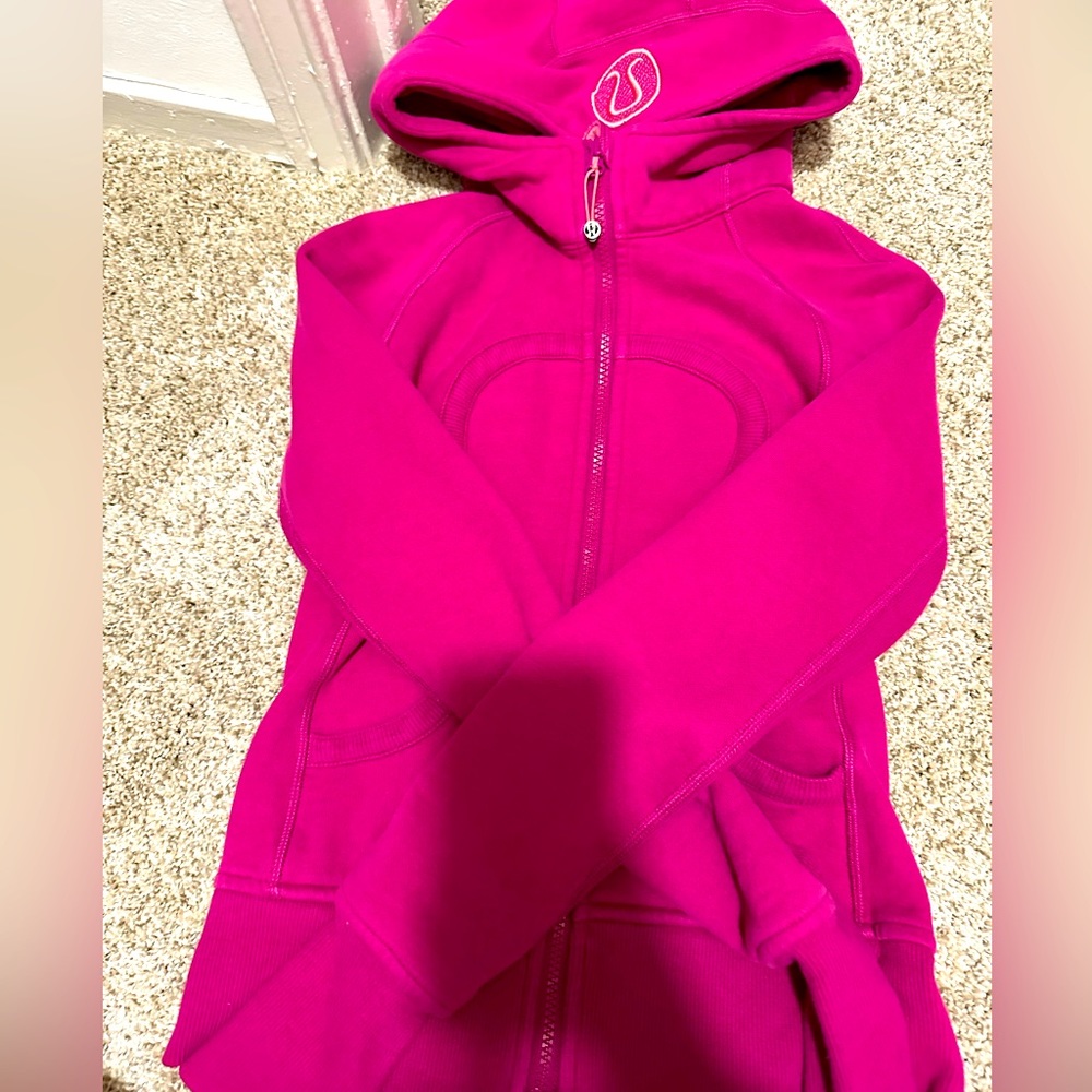 Lululemon scuba full zip.